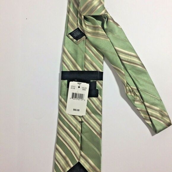 DKNY Mens 100% Silk Tie Green Champagne Striped NW - Picture 3 of 4